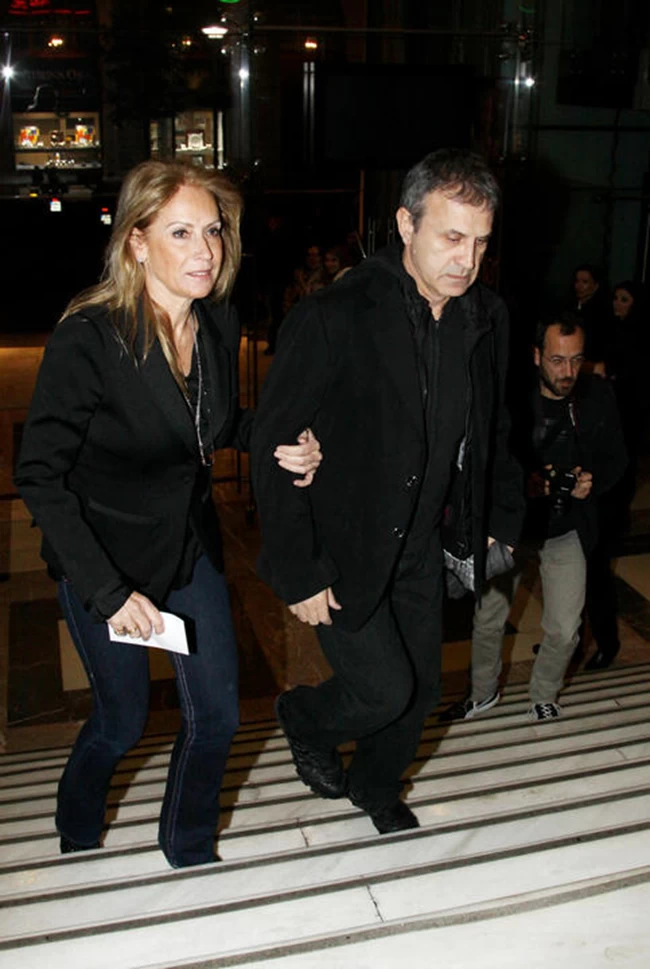 Ο Γιώργος και η Άννα Νταλάρα