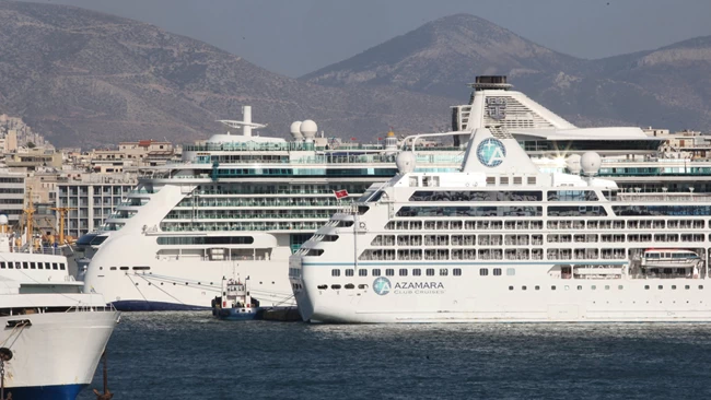 Εληνική κρουαζιέρα: Εκτινάχθηκαν στα 2.296 εκατ. οι αφίξεις και αναχωρήσεις απο Πειραιά
