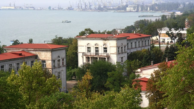 Ουκρανία: Μεταφέρεται από τη Μαριούπολη το Ελληνικό προξενείο