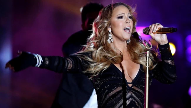 Εμεινε από φωνή η Mariah Carey - Φαρμακερά σχόλια