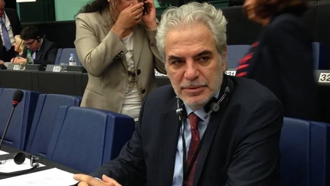 Στη Σιέρα Λεόνε για τον Εμπολα ο επίτροπος Χρήστος Στυλιανίδης