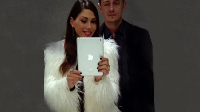 Σρόιτερ- Μπούκη: H selfie φωτογραφία της ευτυχίας τους