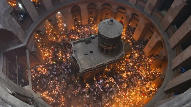 O κίνδυνος κατάρρευσης του Πανάγιου Τάφου ενώνει τους Χριστιανούς