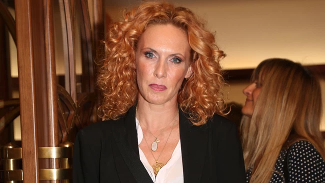 Απίστευτη αλλαγή: Δείτε το νέο look της Εβελίνας Παπούλια