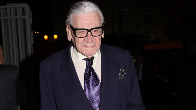 Σκληρό σχόλιο για την Ελένη Μενεγάκη: "Δεν είναι αυγό ημέρας. Είναι κάποιας ηλικίας"