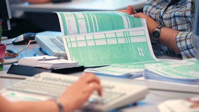 Λήγει σήμερα 29 Ιουλίου η προθεσμία υποβολής των φορολογικών δηλώσεων