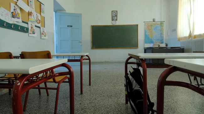 Άνοιγμα σχολείων: Με τεστ και διαγωνίσματα αντί προαγωγικών - Νωρίτερα η έναρξη της χρονιάς τον Σεπτέμβριο