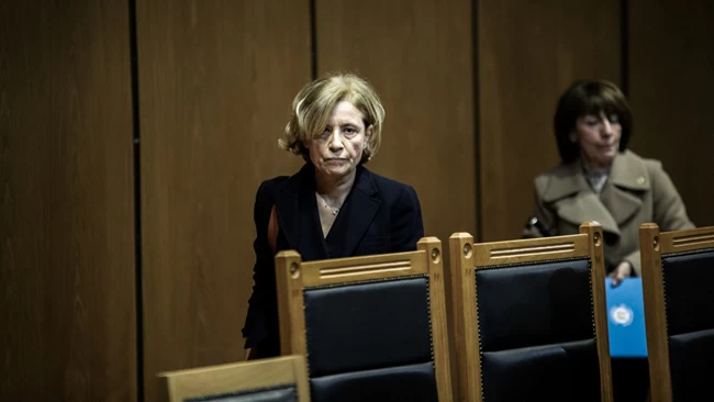 Δίκη Χρυσής Αυγής: Απίστευτη εμπλοκή - Η πρόεδρος Λεπενιώτη ζητά εξηγήσεις από την Εισαγγελέα