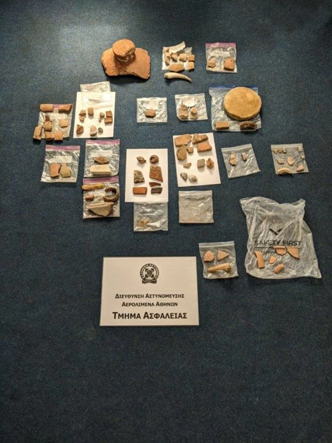 Ζευγάρι αλλοδαπών συνελήφθη στο Ελ. Βενιζέλος για αρχαιοκαπηλεία - Πάστορας ο άνδρας