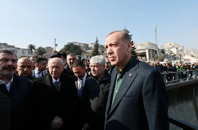 Σεισμός στην Τουρκία: 104 δισ. δολάρια οι ζημιές- "Αδύνατο για μια χώρα να το αντιμετωπίσει μόνη της" λέει ο Ερντογάν