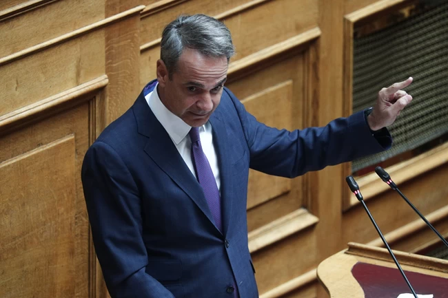 Μητσοτάκης σε Βελόπουλο: Λέτε ό,τι σαχλαμάρα σας κατέβει με το αζημίωτο, νισάφι πια - Είστε διακινητές fake news