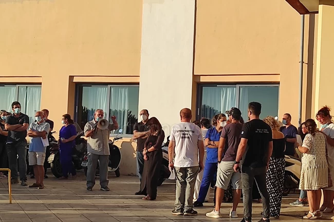 κρήτη νοσοκομείο ανεμβολίαστοι