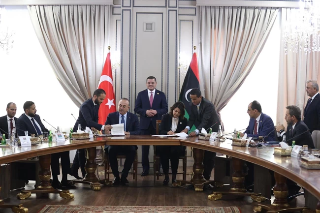 Έντυ Ζεμενίδης: Πιθανόν η Τουρκία να βγάλει ερευνητικό σκάφος στη Λιβύη, αλλά πολύ κοντά στην ακτή