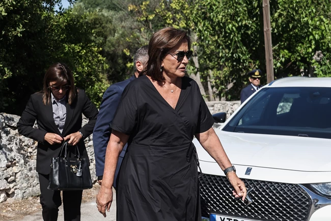 κηδεια σμηναγου χανια