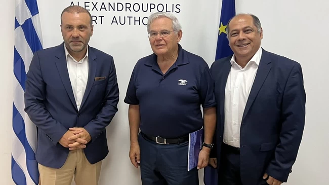 Στην Ελλάδα ο Μενέντεζ μετά το χαστούκι στην Τουρκία για τους S-400: Επίσκεψη σε Αλεξανδρούπολη και Σπέτσες