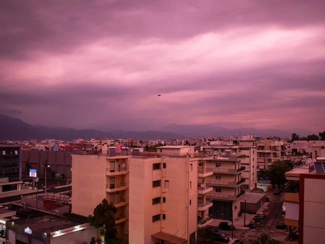 Κόκκινος Ουρανός Πάτρα