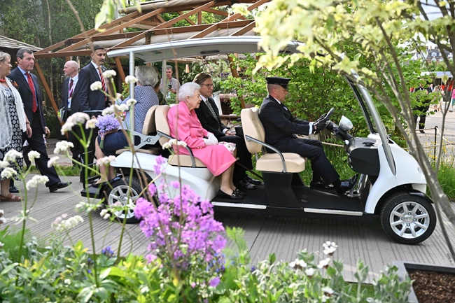 queen elizabeth