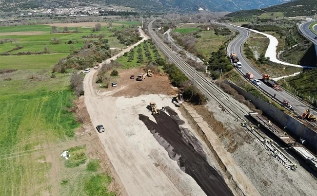 ΤΡΕΝΑ ΤΕΜΠΗ ΚΑΘΑΡΙΣΜΟΣ ΒΑΓΟΝΙΑ