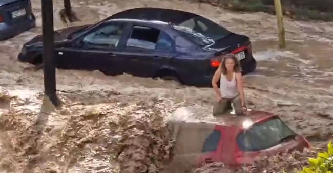 ΣΑΡΑΓΟΣΑ ΠΛΥΜΜΗΡΕΣ