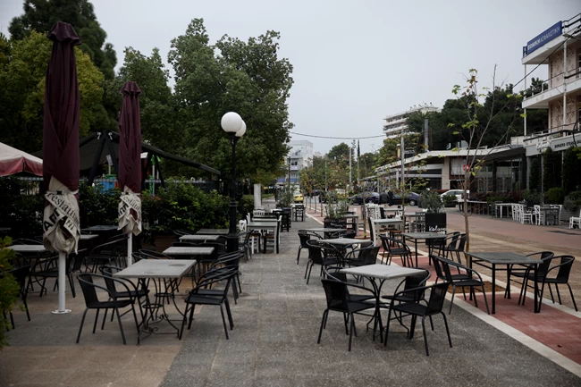 Όλο και πιο μακριά το "Πάσχα στο χωριό" - Η πρώτη κρίσιμη σύσκεψη Μητσοτάκη με λοιμωξιολόγους