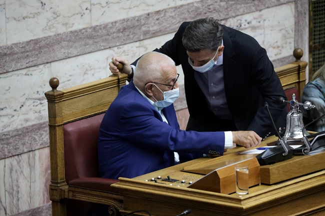 Βουλή_ Μάσκα