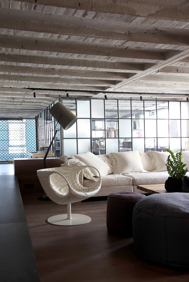 Living: Ενα αυθεντικό Loft που μαγεύει στο κέντρο της Αθήνας