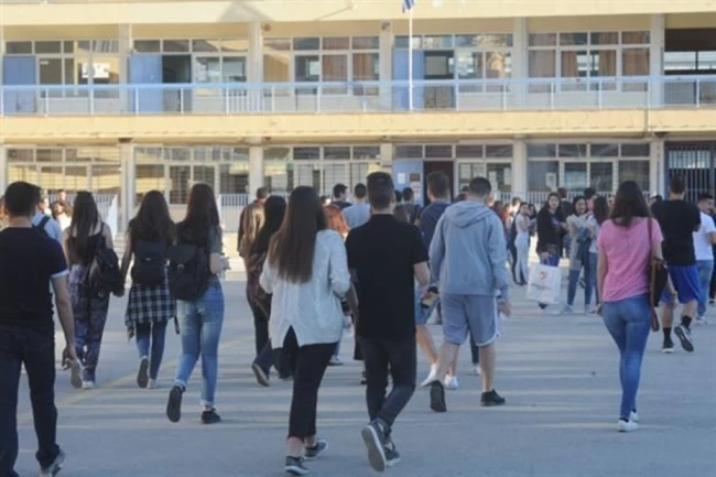 Ανοιξαν τα σύνορα: Γέμισε αεροπλάνα ξανά ο ουρανός της Ευρώπης - Δείτε τους Χάρτες