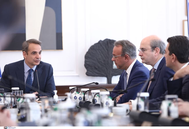 Μητσοτάκης στο Υπουργικό