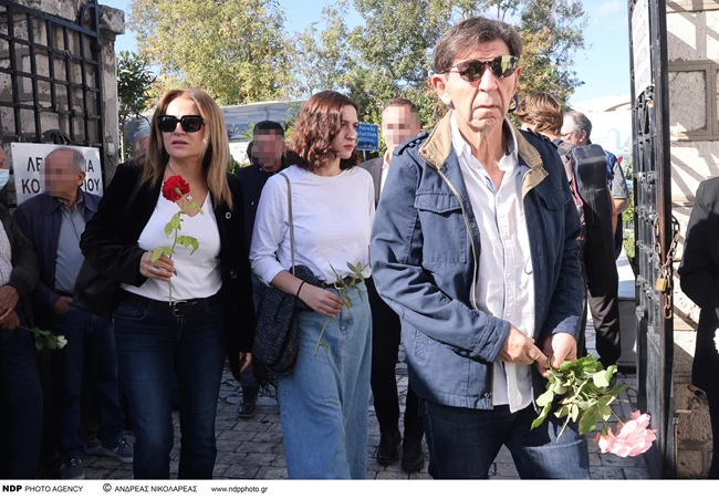 κηδεια κατιασ νικολαιδου