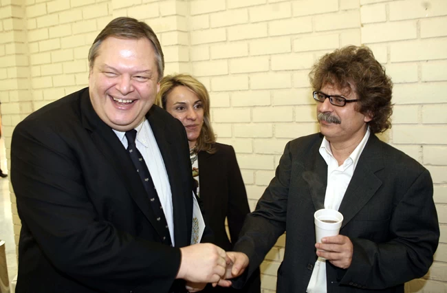Πέθανε ο Λευτέρης Κατσικαρέλης - Ιστορικό στέλεχος του ΠΑΣΟΚ