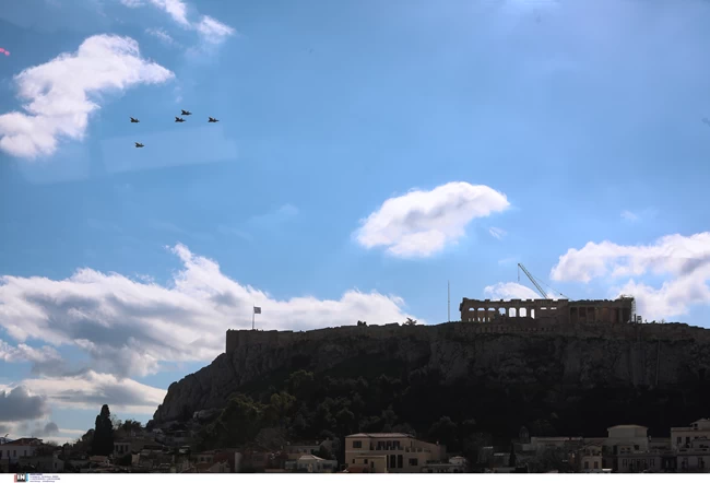Tα πρώτα 6 Rafale στην Αθήνα - Μητσοτάκης: Δεν θα πάρουμε την άδεια κανενός για τους εξοπλισμούς μας [εικόνες - βίντεο]