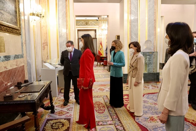 QUEEN LETIZIA