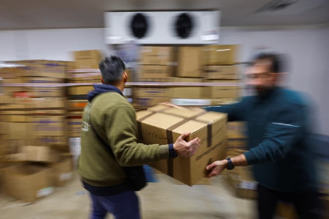 Σεισμός στην Τουρκία: Νέα ανθρωπιστική βοήθεια της Ελλάδας με οχηματαγωγό πλοίο – Τι γίνεται με τη Συρία