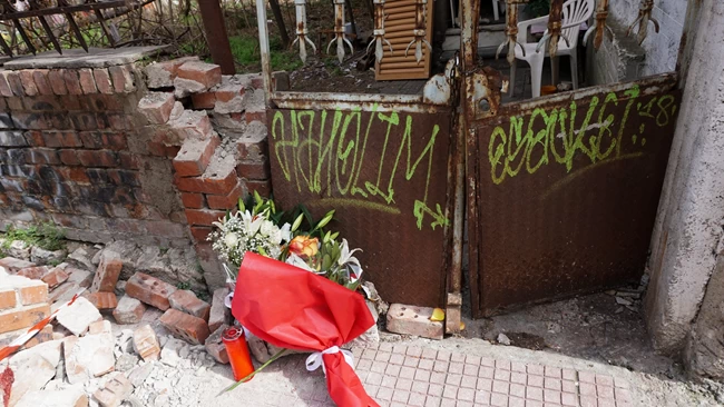 Λάρισα: "Πολτοποιήθηκε το κεφάλι του" - Σοκάρουν οι μαρτυρίες για τον φοιτητή που καταπλακώθηκε από τοίχο