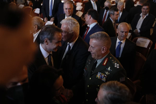 ΜΗΤΣΟΤΑΚΗΣ ΦΛΩΡΟΣ