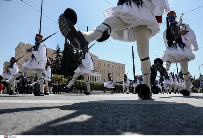 ΠΑΡΕΛΑΣΗ