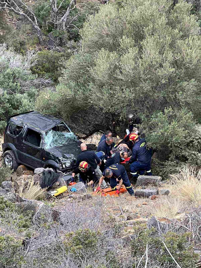 ΓΚΡΕΜΟΣ ΑΥΤΟΚΙΝΗΤΟ ΓΥΝΑΙΚΑ ΚΡΗΤΗ