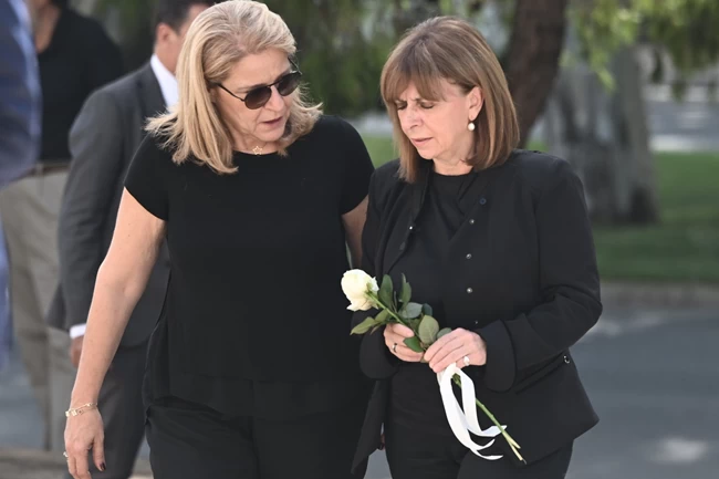 ΚΑΤΕΡΙΝΑ ΣΑΚΕΛΛΑΡΟΠΟΥΛΟΥ