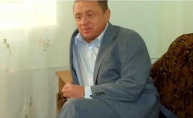 Θρίλερ: Συνελήφθη Ουκρανός που δούλευε για τις ρωσικές μυστικές υπηρεσίες- Ζούσε σε υπερπολυτελές παλάτι στην Ανάβυσσο