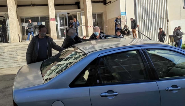Αγρίνιο μητροκτόνος