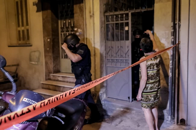 Πετράλωνα