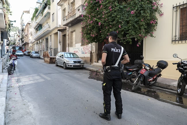Χειροβομβίδα εξάρχεια