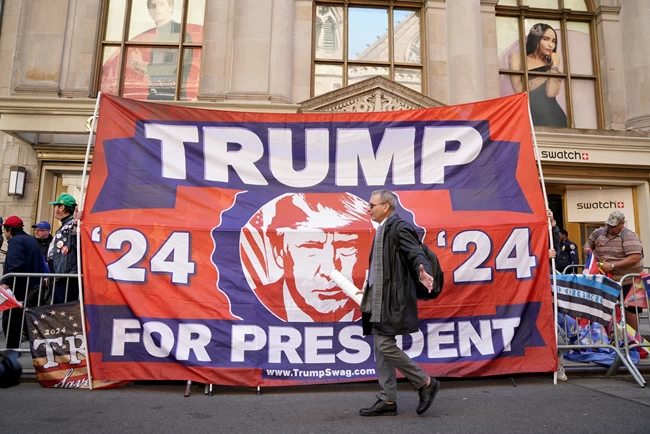 ΝΤΟΝΑΛΝΤ ΤΡΑΜΠ