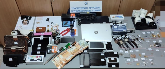 Εξαρθρώθηκε σπείρα που είχε ρημάξει τα σπίτια της Αττικής: Τρεις συλλήψεις για διαρρήξεις και κλοπές - Συνολική λεία 500.000€