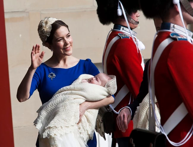 PRINCESS MARY