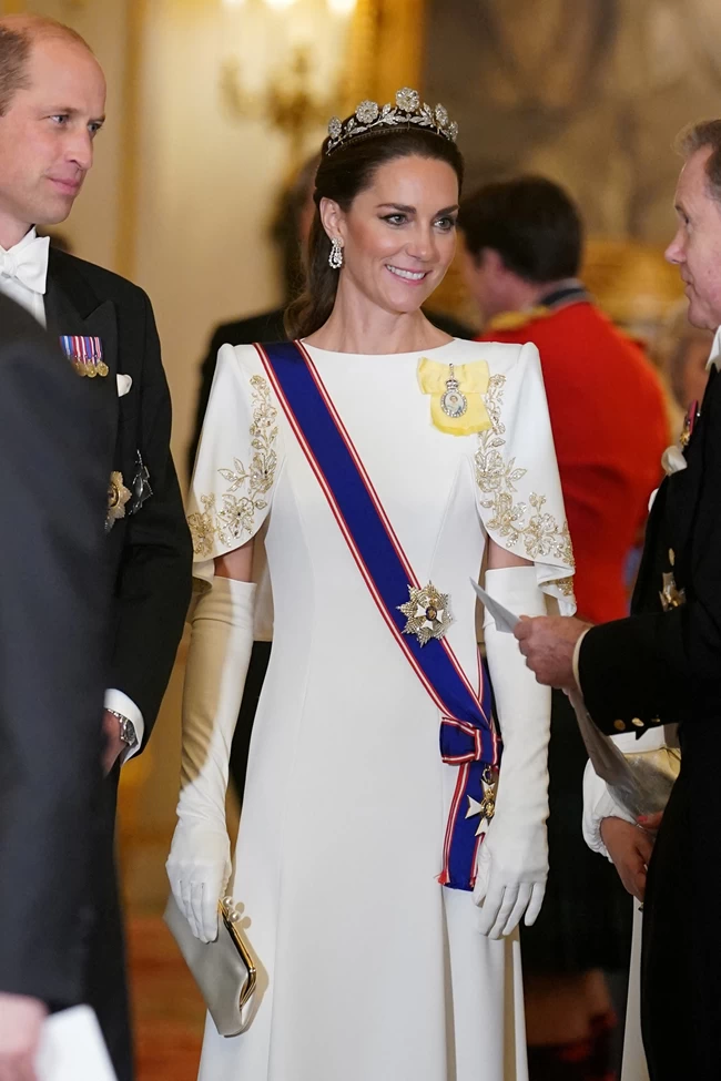 KATE MIDDLETON