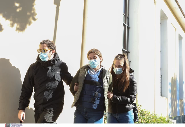 49ΧΡΟΝΗ ΑΛΒΑΝΙΔΑ ΜΕΤΑΓΩΓΗ