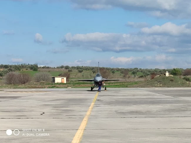 F-16