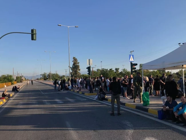 μπουλντοζες λαρισα