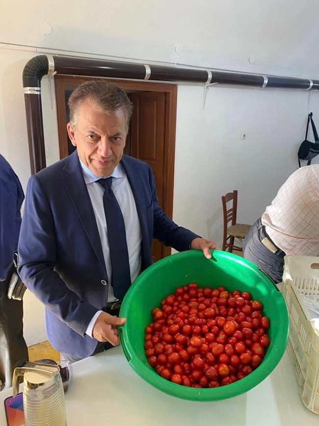 Βρούτσης πατάτες